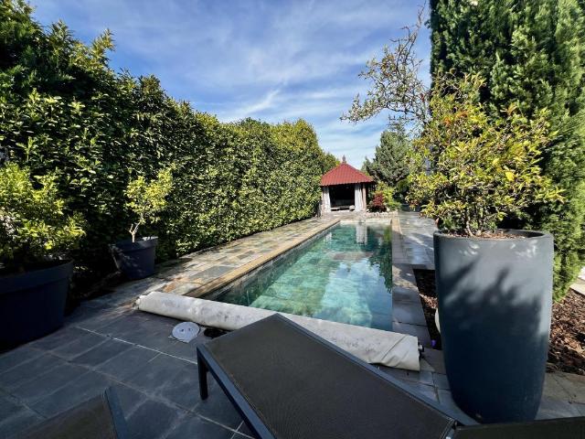Maison 5 pièces 209 m²