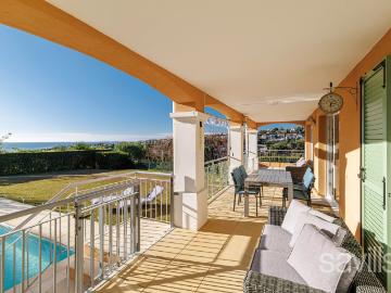 Maison 5 pièces 200 m²