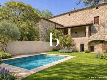 Maison 5 pièces 200 m²