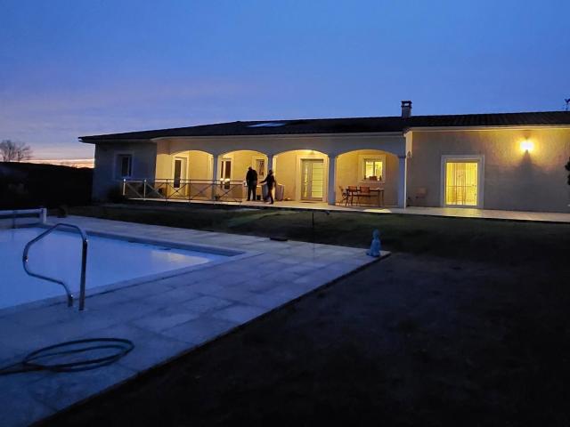 Maison 5 pièces 200 m²