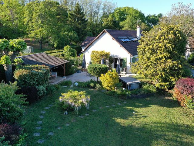 Maison 5 pièces 200 m²