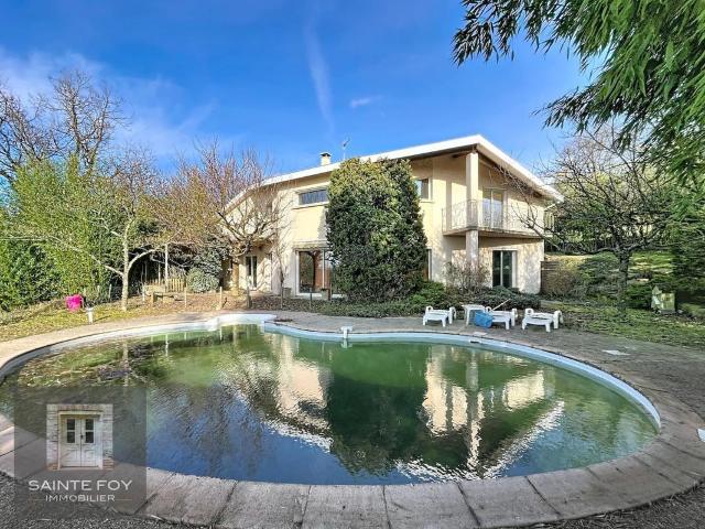 Maison 5 pièces 200 m²