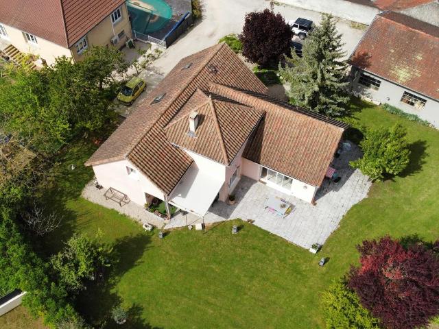 Maison 5 pièces 200 m²
