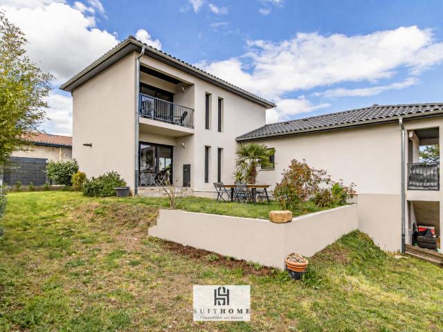 Maison 5 pièces 200 m²