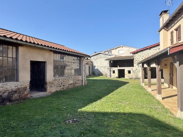 Maison 5 pièces 200 m²