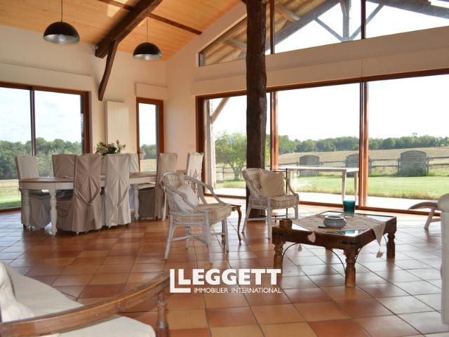 Maison 5 pièces 200 m²
