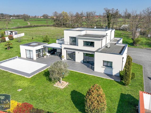 Maison 5 pièces 200 m²