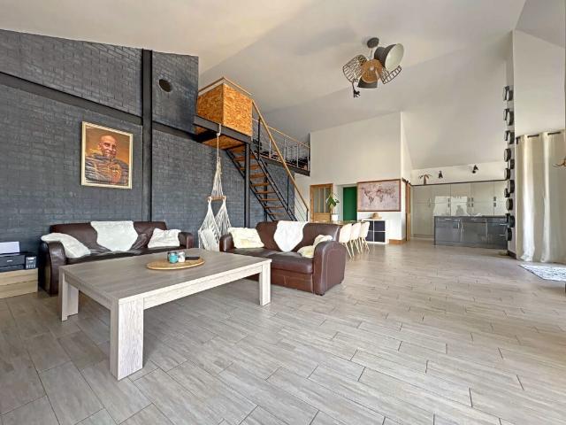 Maison 5 pièces 200 m²