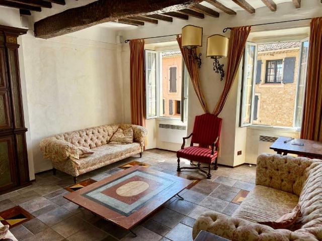 Maison 5 pièces 200 m²
