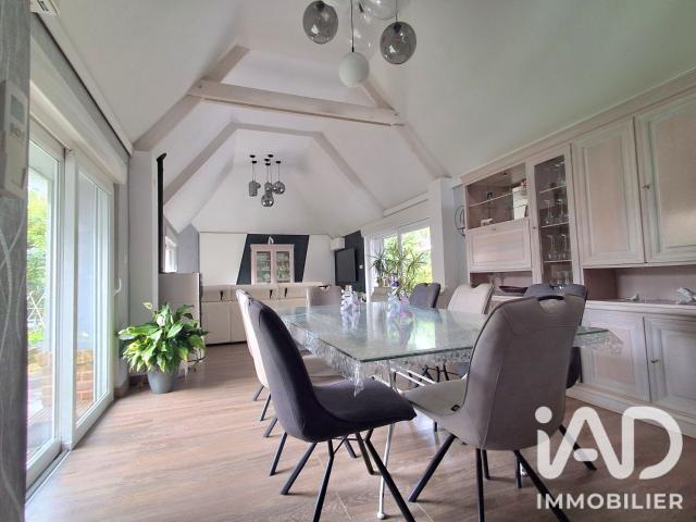 Maison 5 pièces 200 m²