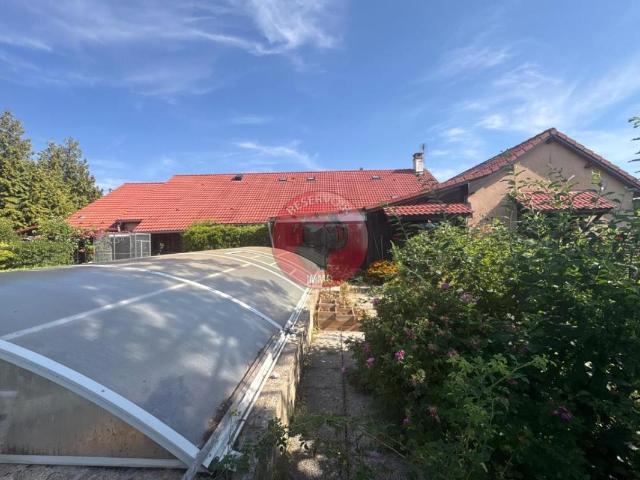 Maison 5 pièces 200 m²