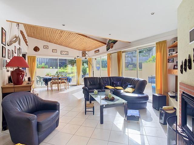 Maison 5 pièces 200 m²
