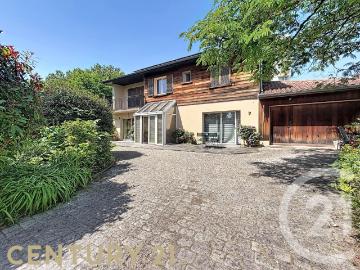Maison 5 pièces 200 m²