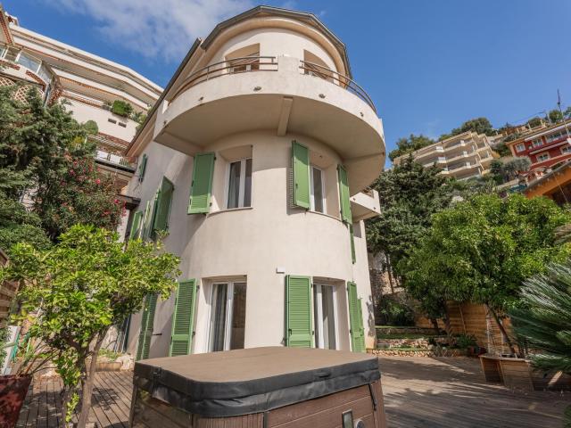 Maison 5 pièces 200 m²