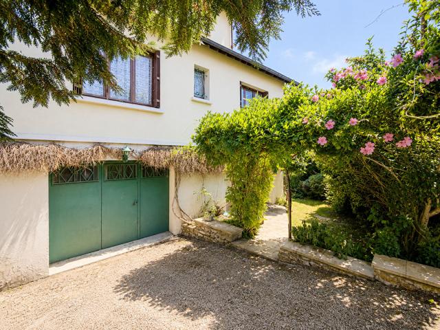 Maison 5 pièces 200 m²