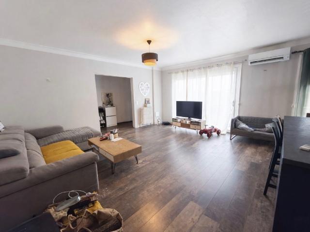 Maison 5 pièces 200 m²