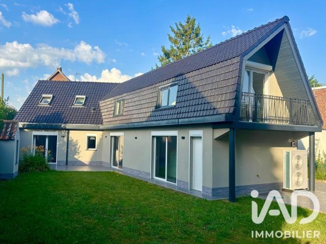Maison 5 pièces 201 m²
