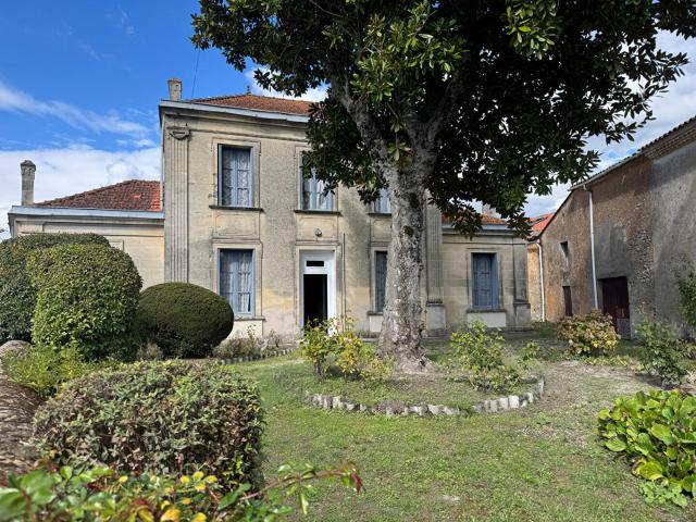 Maison 5 pièces 202 m²