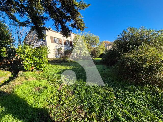 Maison 5 pièces 203 m²