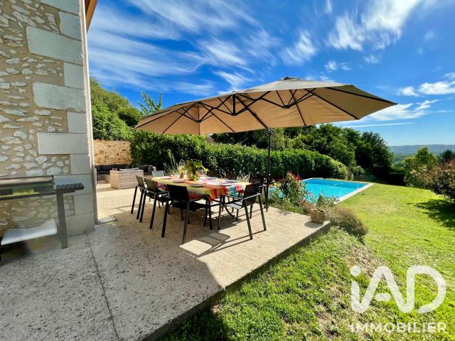 Maison 5 pièces 203 m²