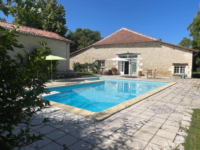 Maison 5 pièces 214 m²