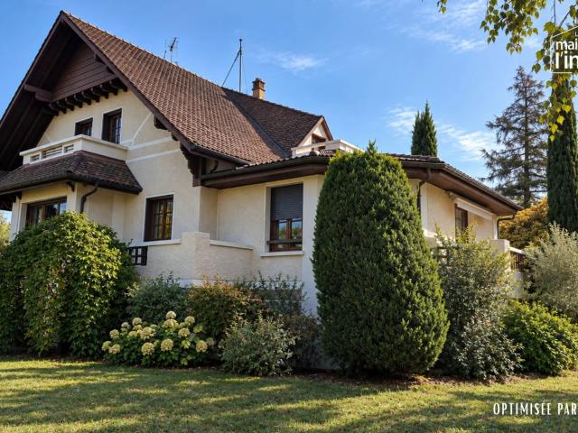 Maison 5 pièces 214 m²