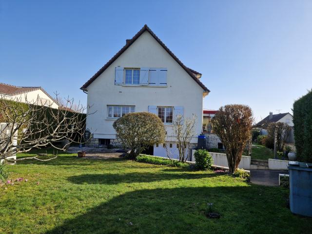 Maison 5 pièces 215 m²