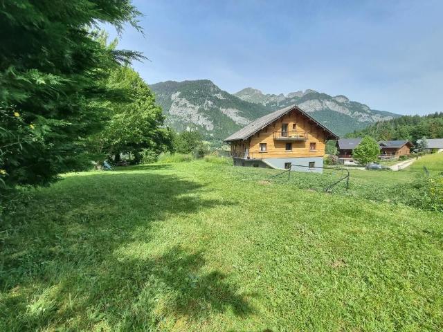 Maison 5 pièces 215 m²