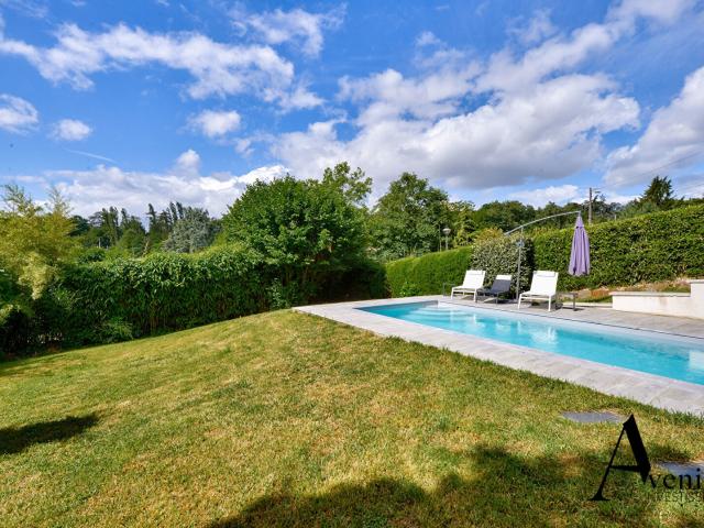 Maison 5 pièces 215 m²