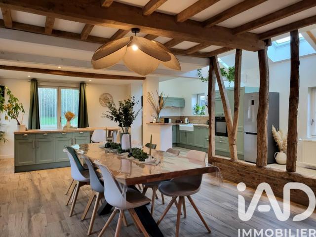Maison 5 pièces 217 m²
