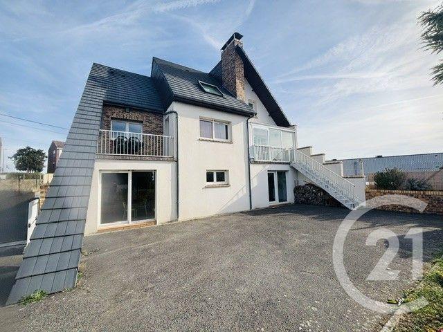 Maison 5 pièces 217 m²