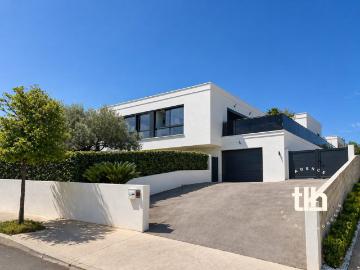 Maison 6 pièces 289 m²