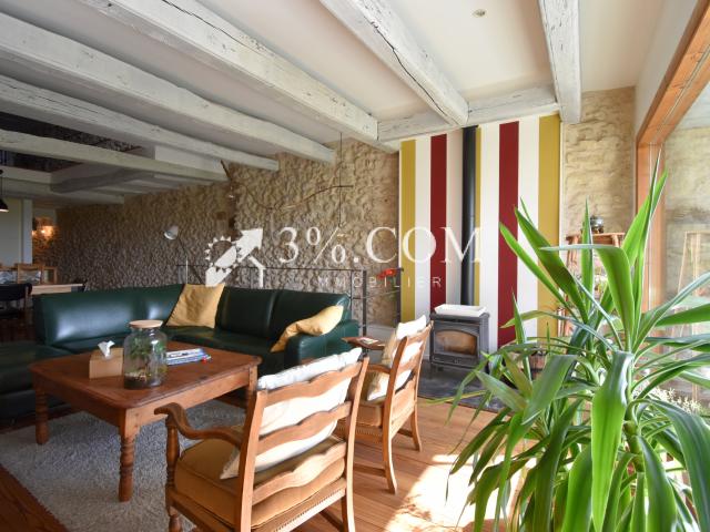 Maison 5 pièces 218 m²