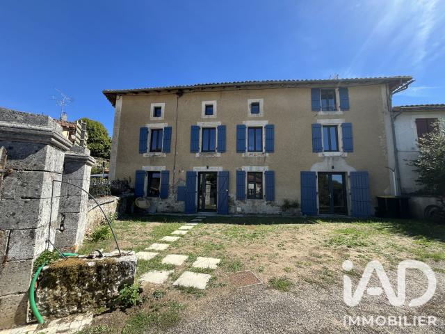 Maison 5 pièces 219 m²