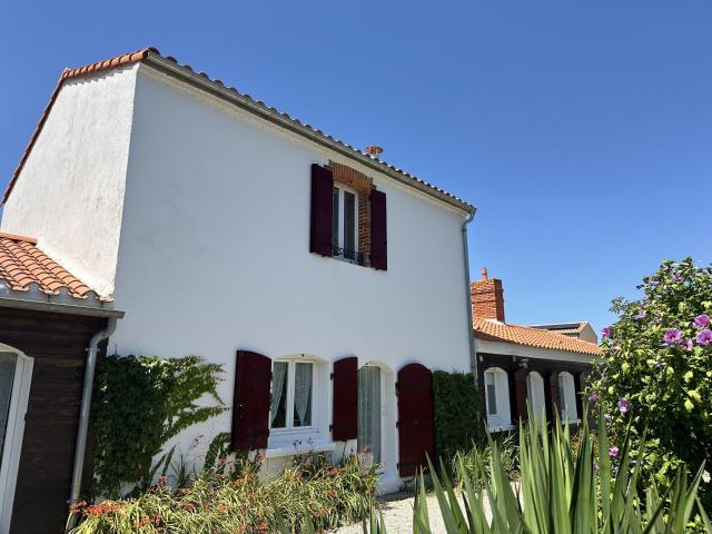 Maison 5 pièces 210 m²