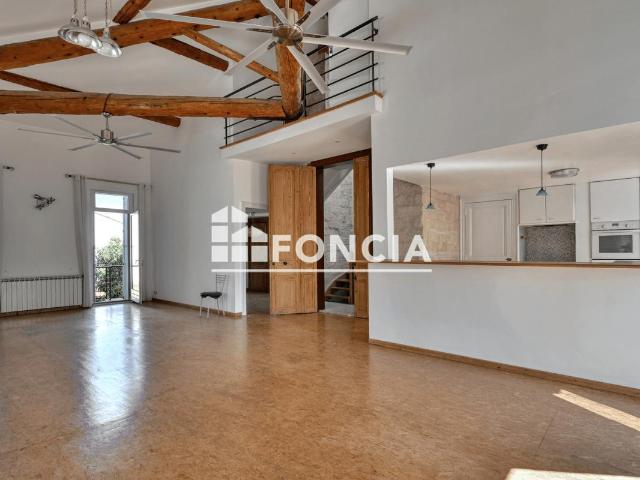 Maison 5 pièces 210 m²