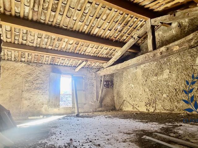 Maison 5 pièces 210 m²