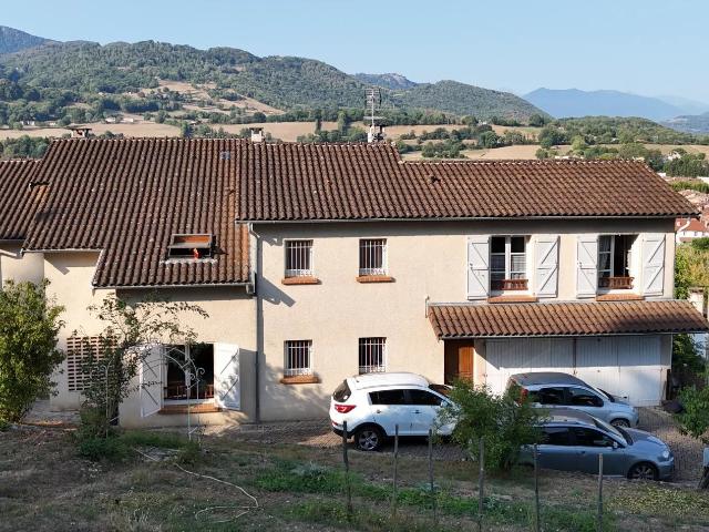Maison 6 pièces 210 m²