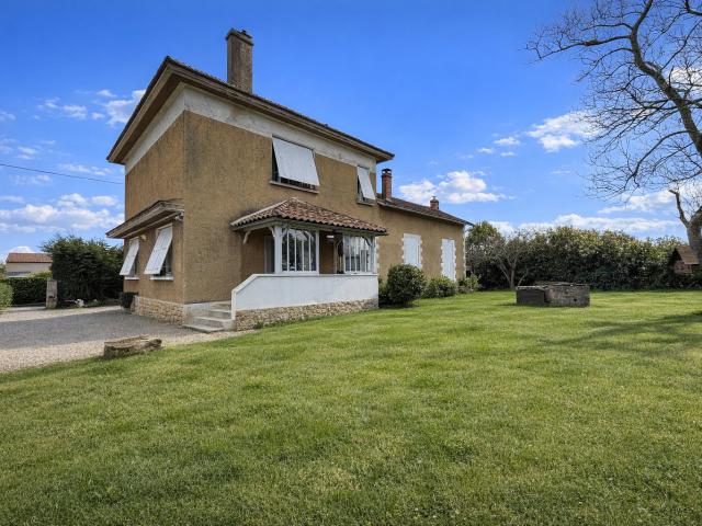 Maison 5 pièces 210 m²