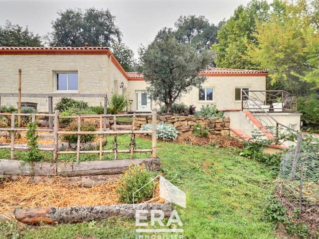 Maison 5 pièces 210 m²