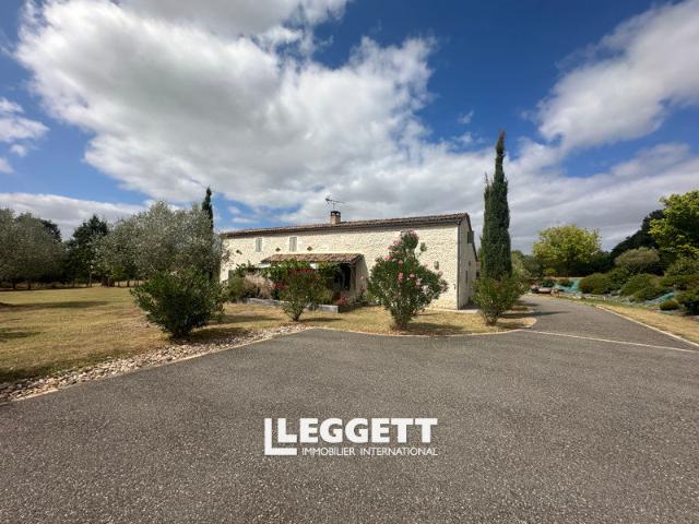 Maison 5 pièces 210 m²