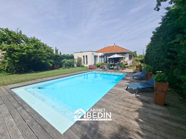 Maison 5 pièces 210 m²