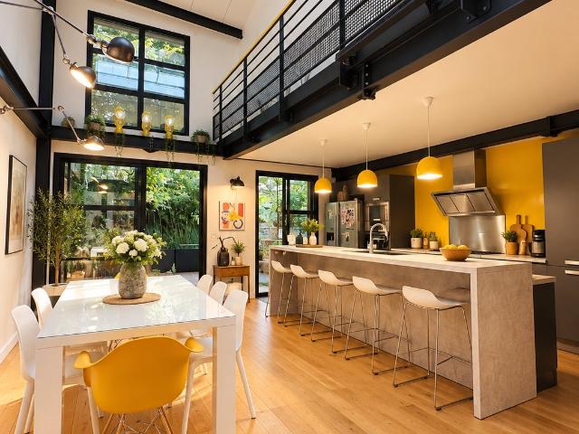 Maison 5 pièces 210 m²