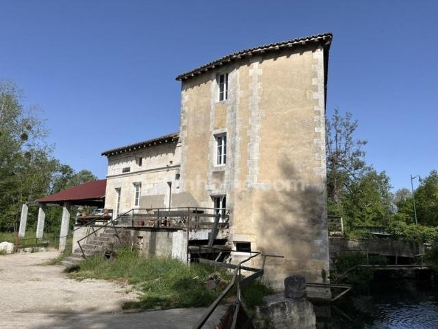 Maison 5 pièces 210 m²