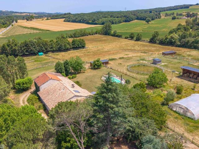 Maison 5 pièces 210 m²