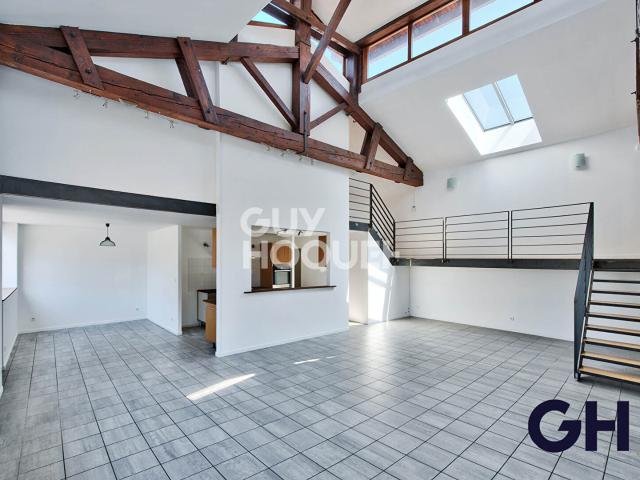 Maison 5 pièces 210 m²