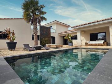 Maison 5 pièces 210 m²