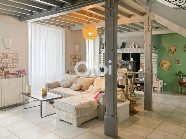 Maison 5 pièces 211 m²