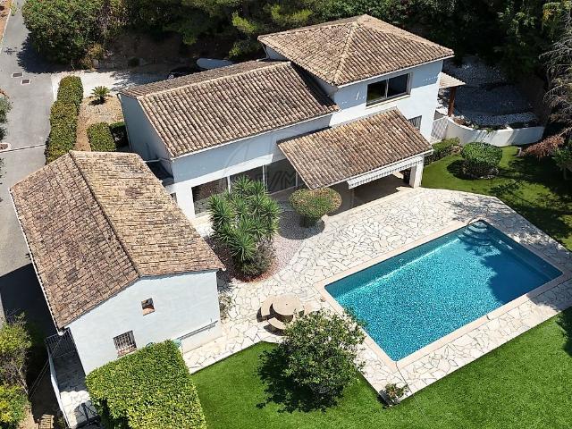 Maison 5 pièces 224 m²