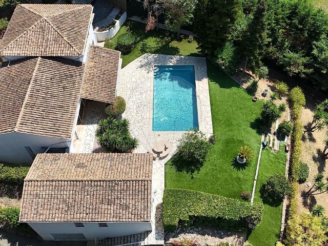 Maison 5 pièces 224 m²